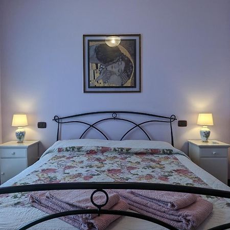 Appartamento Casa Lilla Verona Esterno foto